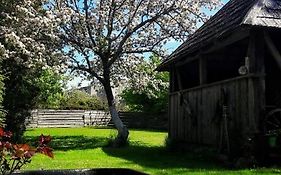 Viesu Nams Klanas